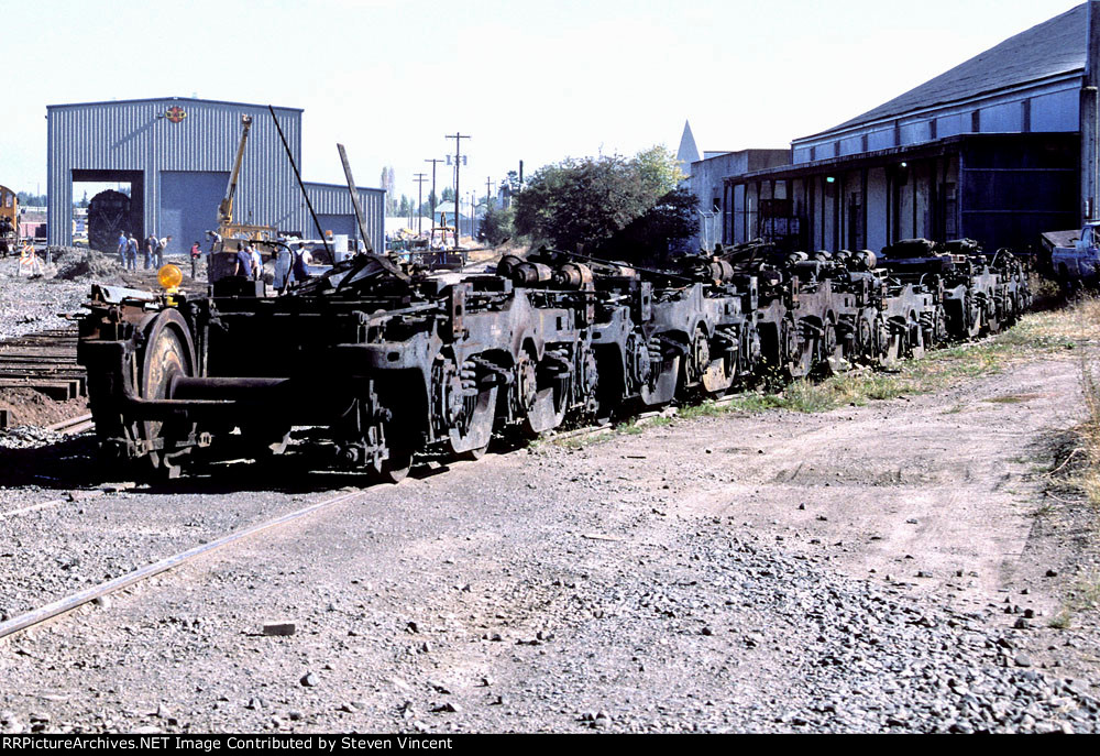 Doyle aquired ex C-liner trucks for future restoration of DH 16 & 18.